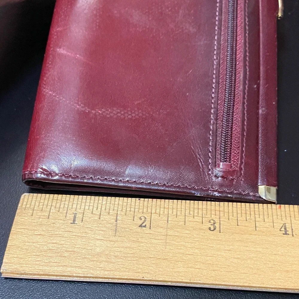 Vintage Anne Klein by St. Thomas Burgundy Leather wallet